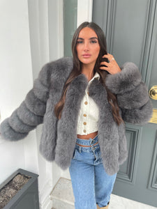 Vertical body full fur coat